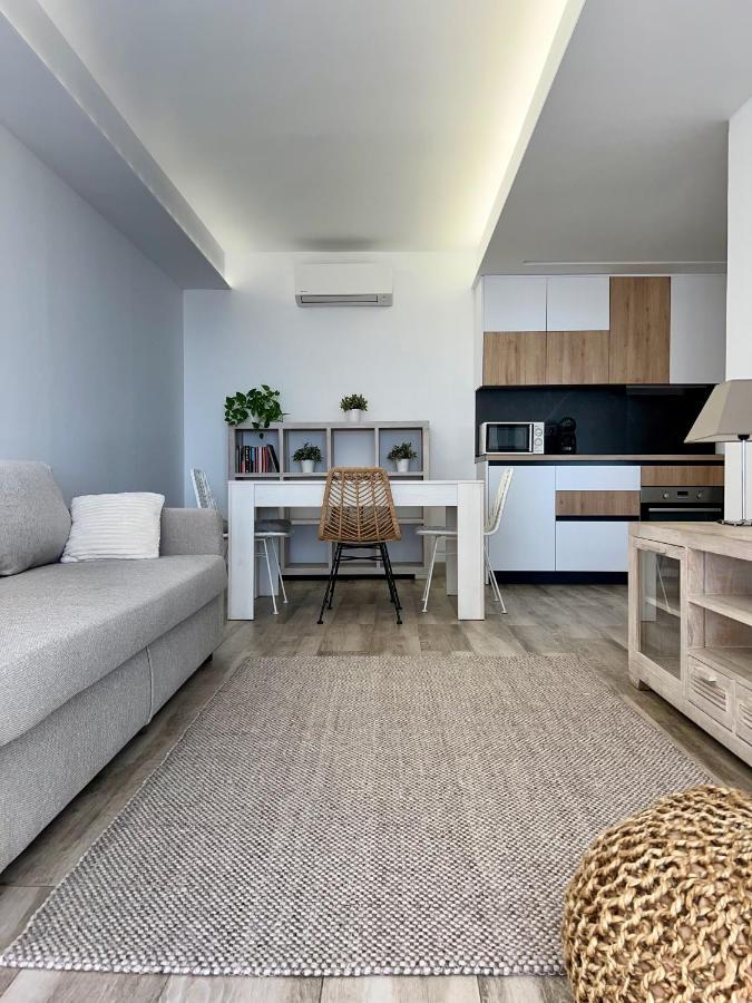 Apartment Paseo Aguadulce  Buitenkant foto